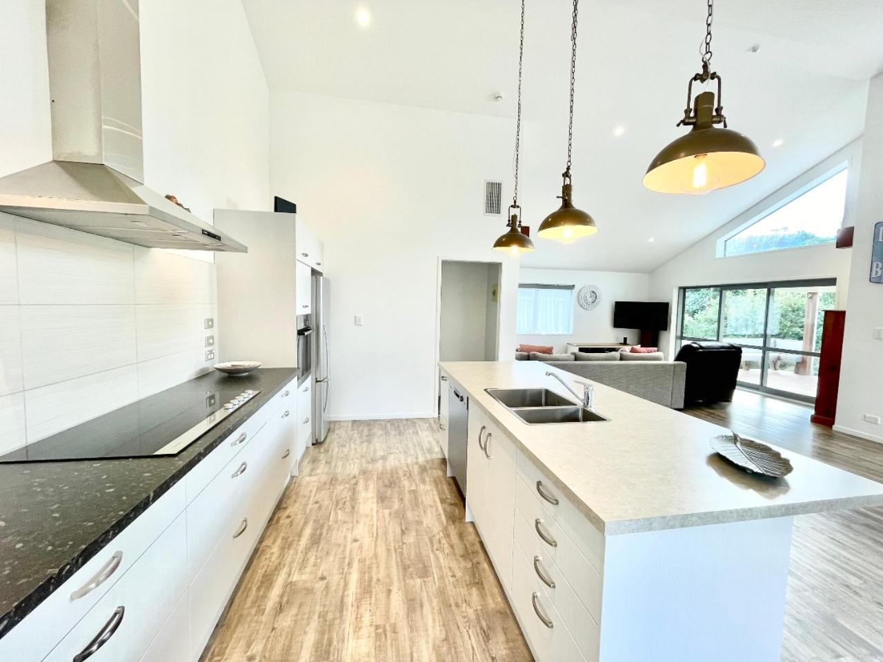 Getaway Waiheke- Stay Waiheke Oneroa Номер фото